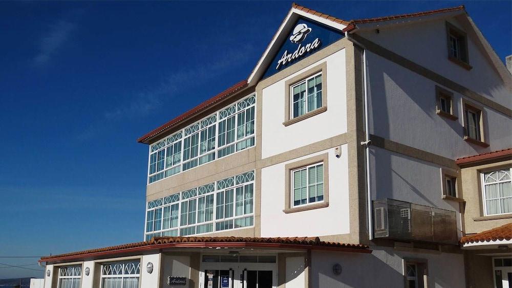 Aios Hotel Ardora מראה חיצוני תמונה