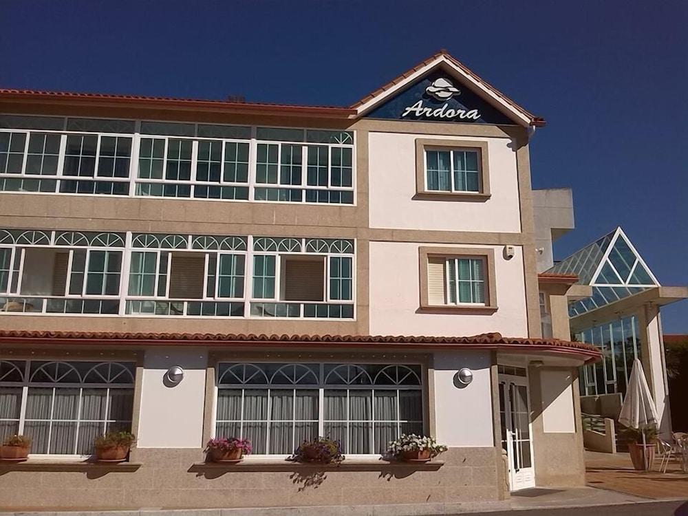 Aios Hotel Ardora מראה חיצוני תמונה