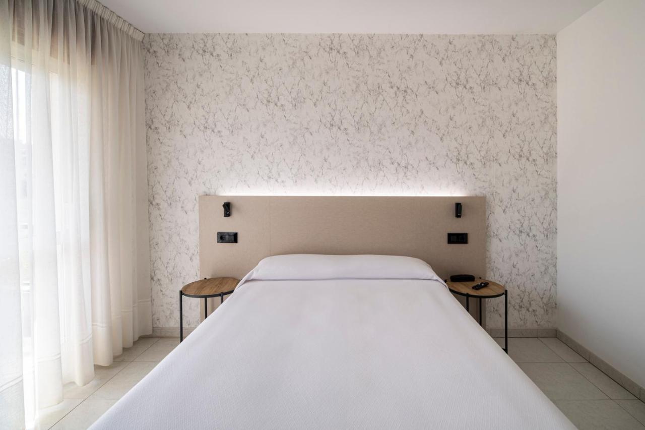 Aios Hotel Ardora מראה חיצוני תמונה